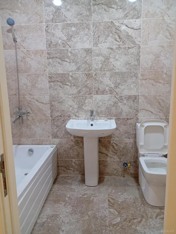 Kirayə verilir 1 otaqlı mənzil 60 m²