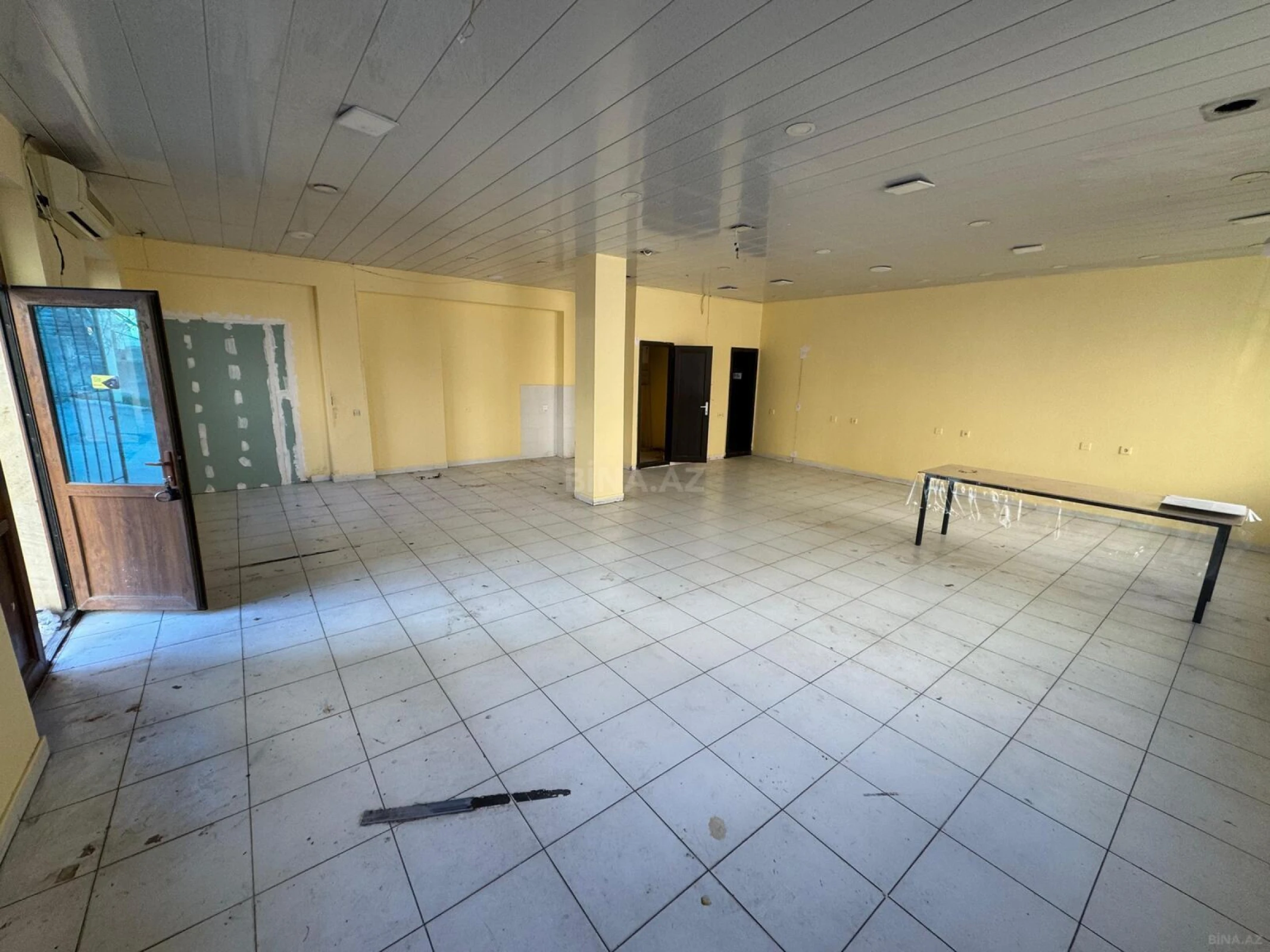 Kirayə verilir obyekt 90 m²