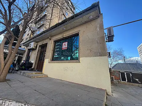 Kirayə verilir obyekt 90 m²