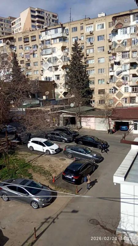 Kirayə verilir 2 otaqlı mənzil 57 m²