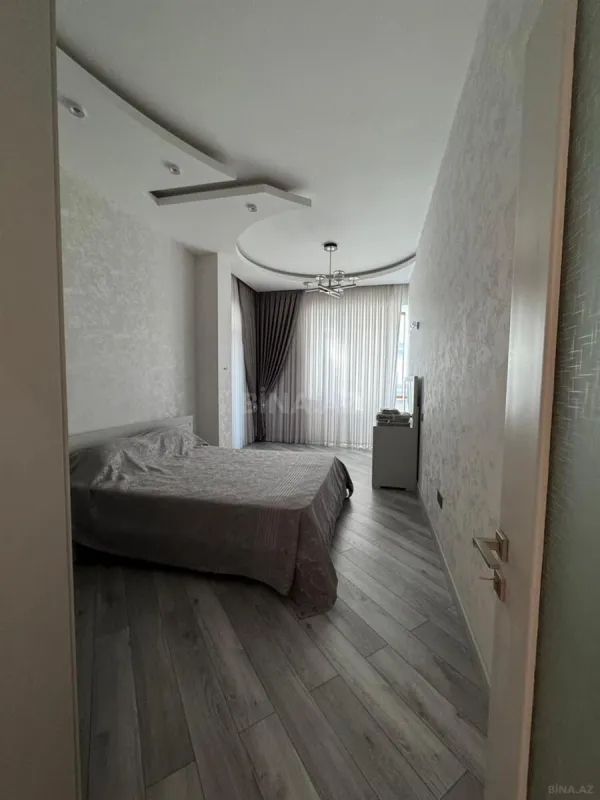 Kirayə verilir 3 otaqlı mənzil 120 m²