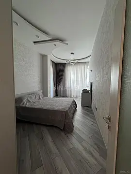 Kirayə verilir 3 otaqlı mənzil 120 m²