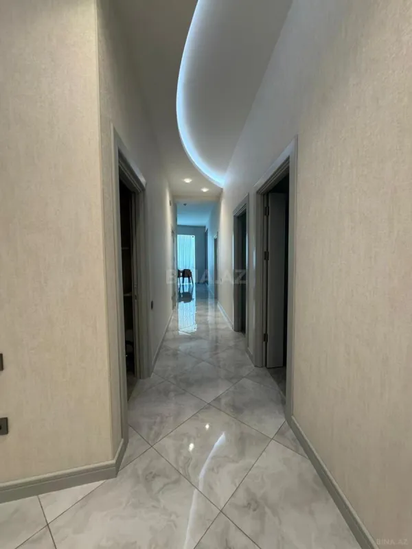 Kirayə verilir 3 otaqlı mənzil 120 m²