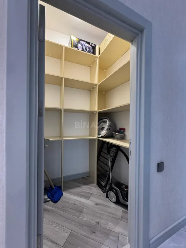 Kirayə verilir 3 otaqlı mənzil 120 m²