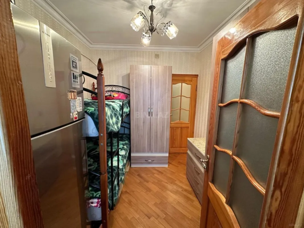 Kirayə verilir 2 otaqlı mənzil 70 m²