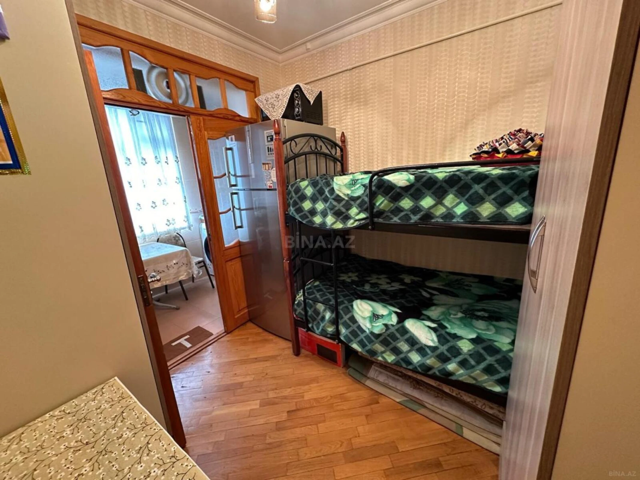 Kirayə verilir 2 otaqlı mənzil 70 m²