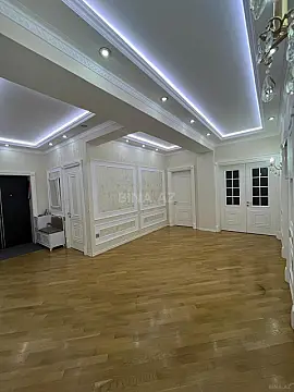 Satılır 4 otaqlı mənzil 170 m²