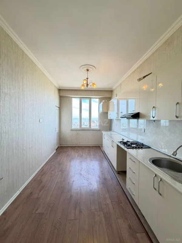 Satılır 3 otaqlı mənzil 104 m²