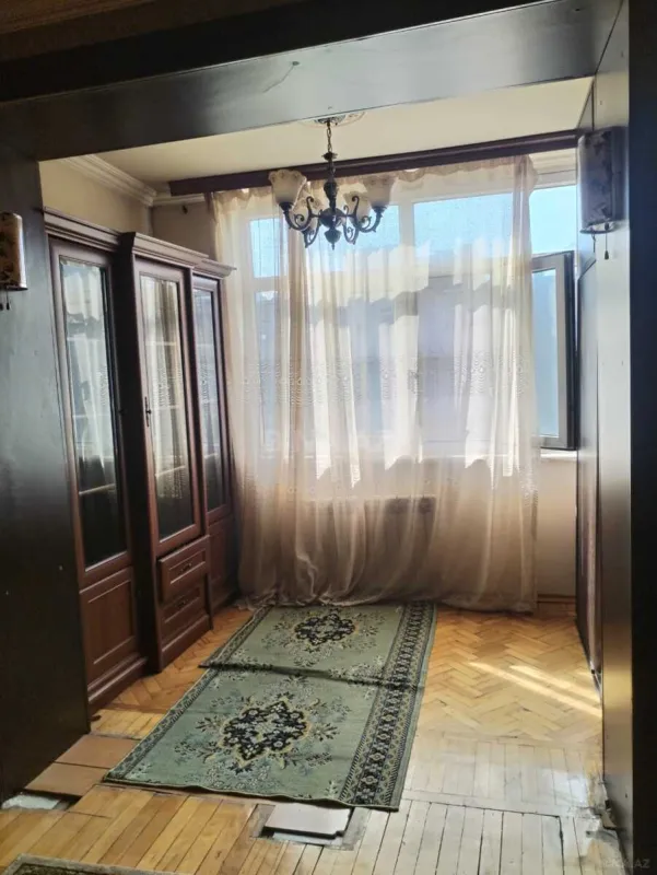 Kirayə verilir 2 otaqlı mənzil 55 m²