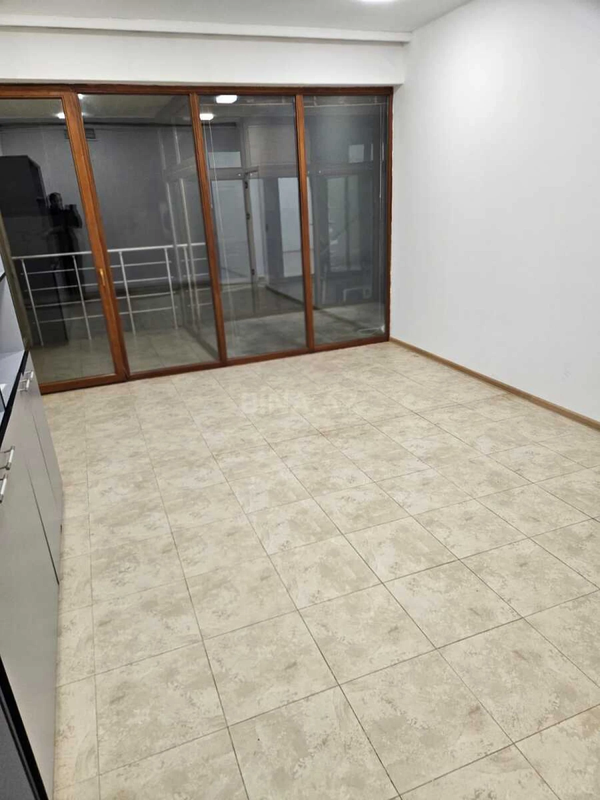Kirayə verilir 3 otaqlı ofis 90 m²