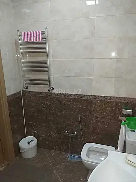 Kirayə verilir 2 otaqlı mənzil 70 m²