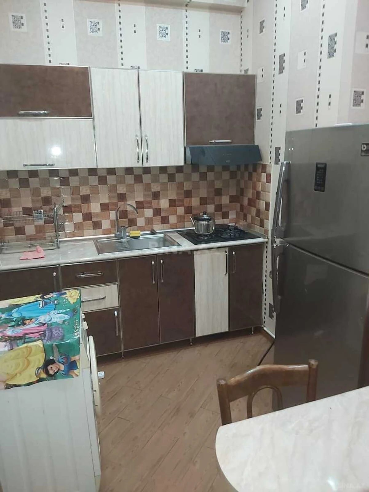 Kirayə verilir 2 otaqlı mənzil 70 m²
