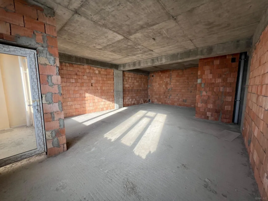 Satılır 2 otaqlı mənzil 68 m²