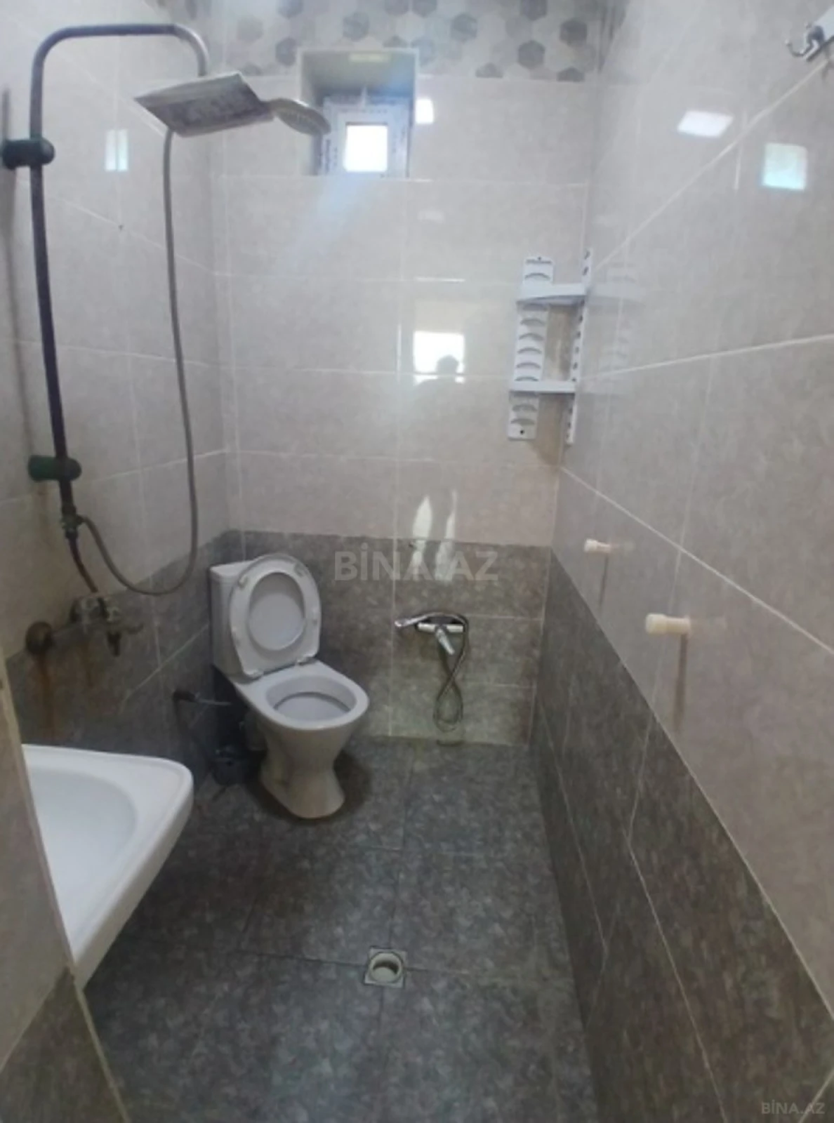 Kirayə verilir 3 otaqlı həyət evi 100 m²