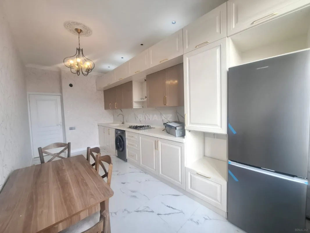 Kirayə verilir 3 otaqlı mənzil 100 m²