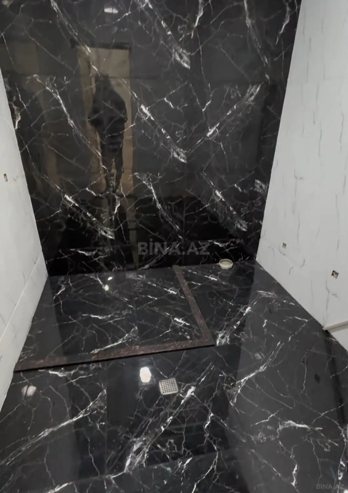 Satılır 4 otaqlı həyət evi 198 m²