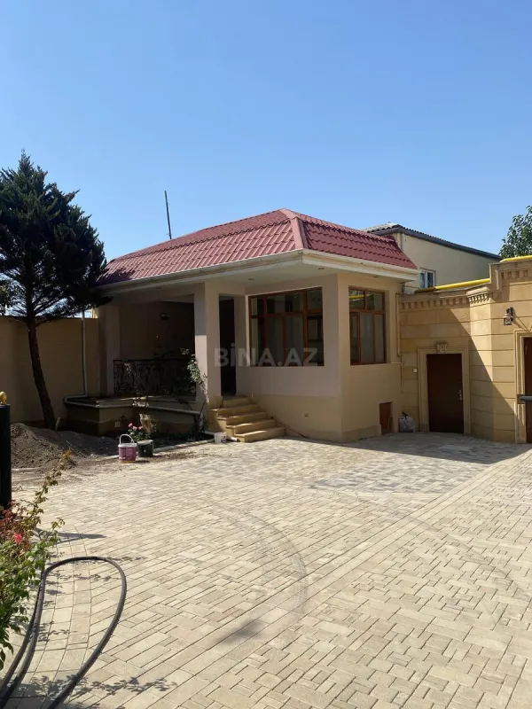 Kirayə verilir 7 otaqlı həyət evi 550 m²