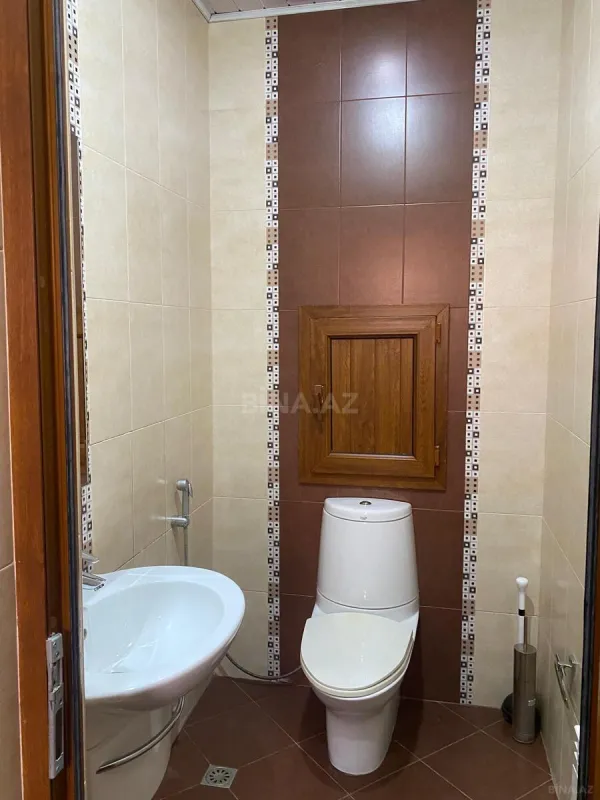Kirayə verilir 7 otaqlı həyət evi 550 m²