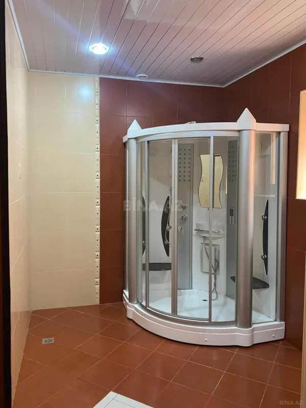 Kirayə verilir 7 otaqlı həyət evi 550 m²