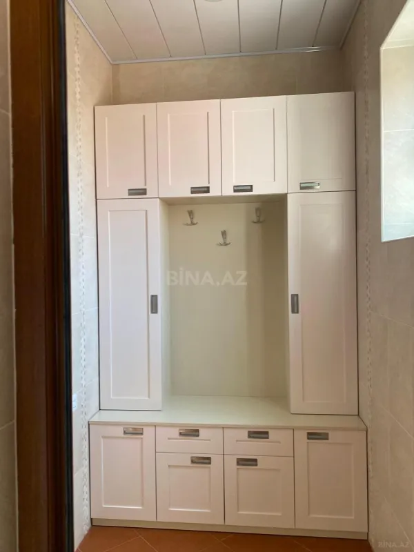 Kirayə verilir 7 otaqlı həyət evi 550 m²