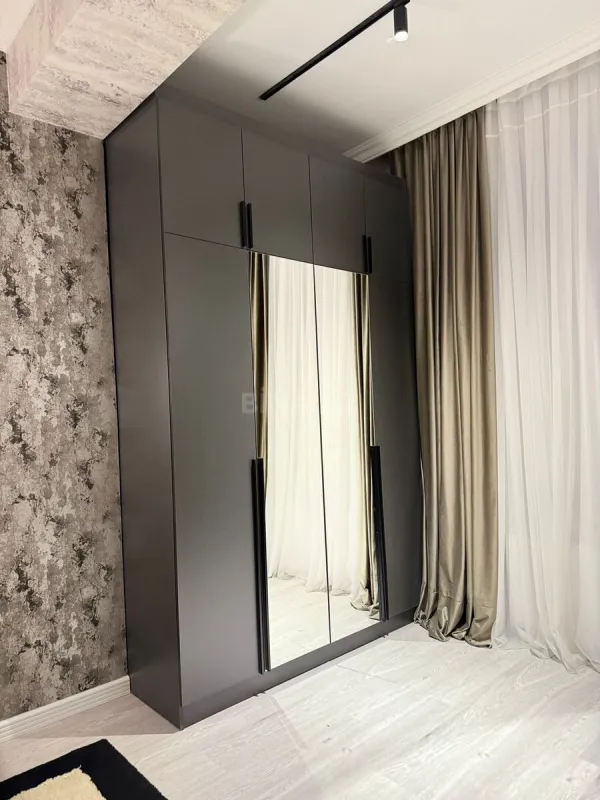 Kirayə verilir 2 otaqlı mənzil 85 m²