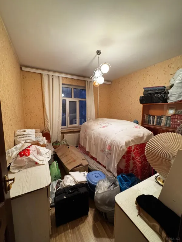 Satılır 4 otaqlı mənzil 100 m²