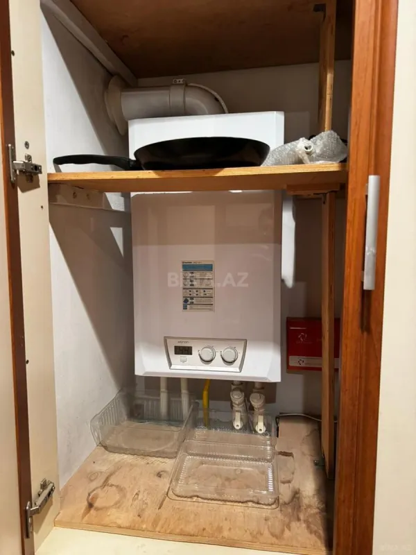 Satılır 4 otaqlı mənzil 100 m²