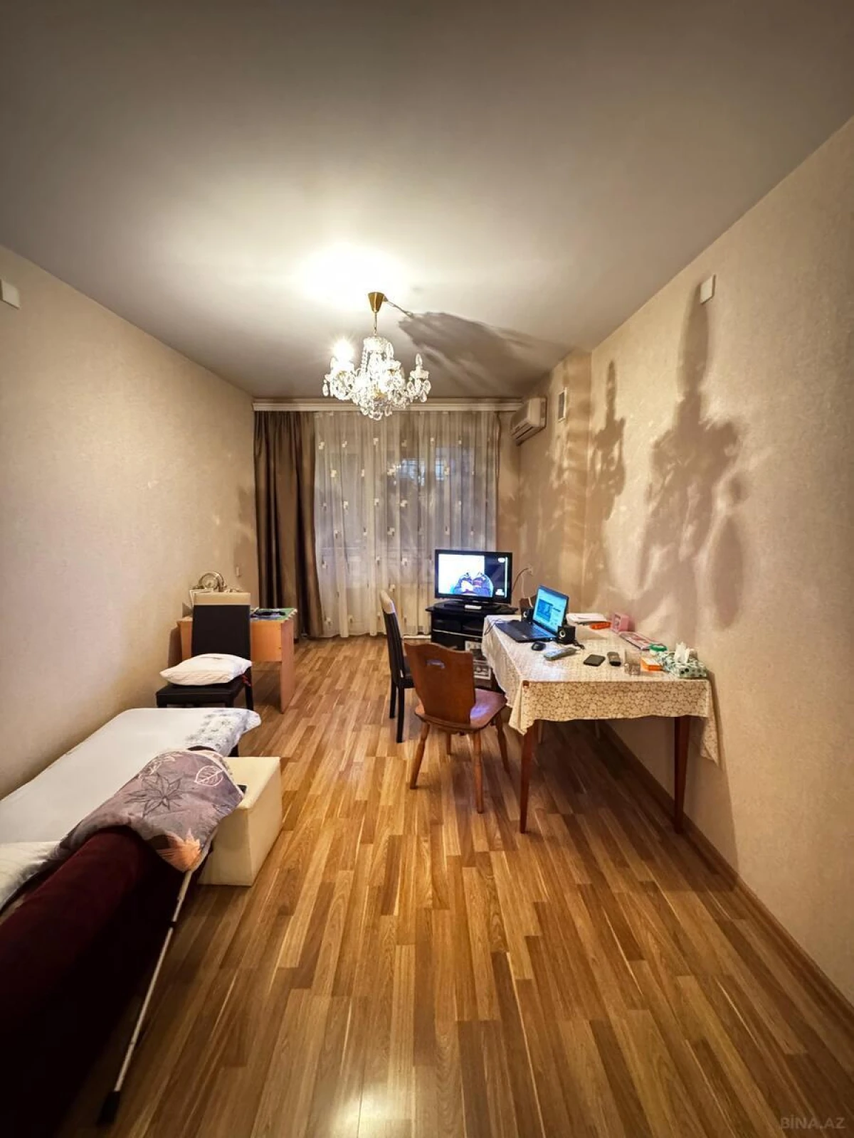 Satılır 4 otaqlı mənzil 100 m²