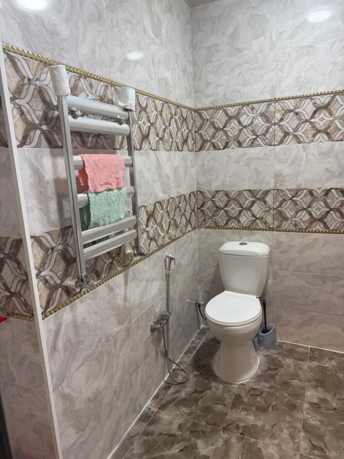 Kirayə verilir 2 otaqlı mənzil 72 m²