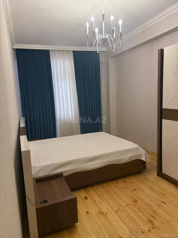 Kirayə verilir 2 otaqlı mənzil 72 m²