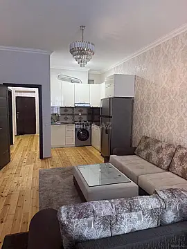 Kirayə verilir 2 otaqlı mənzil 72 m²