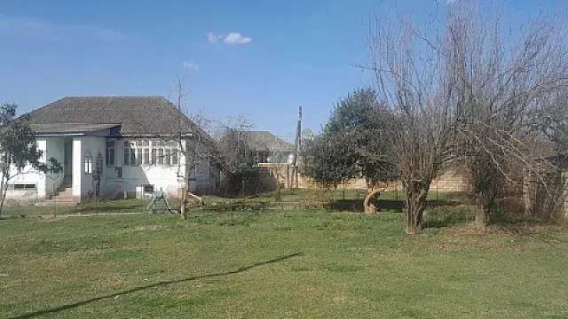 Satılır həyət evi 120 m²