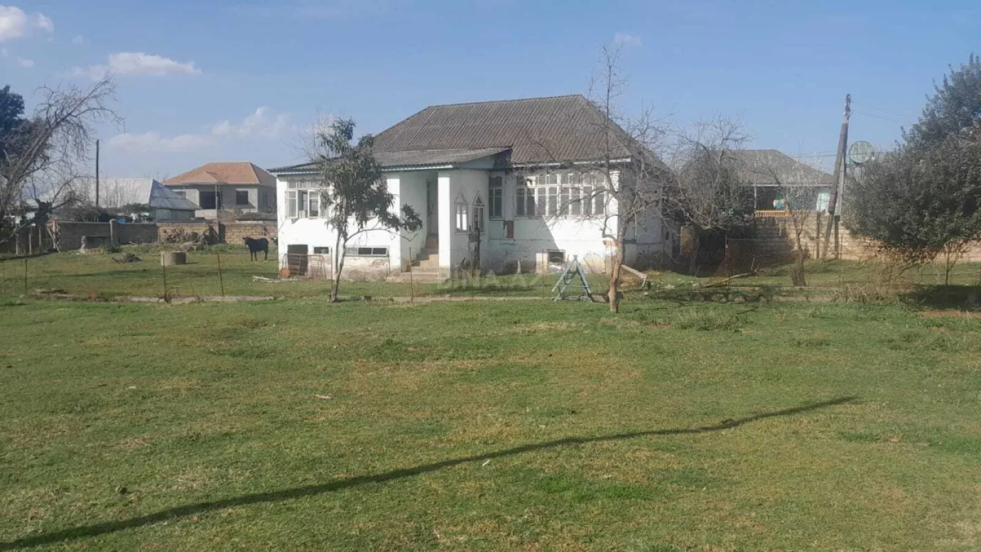 Satılır həyət evi 120 m²