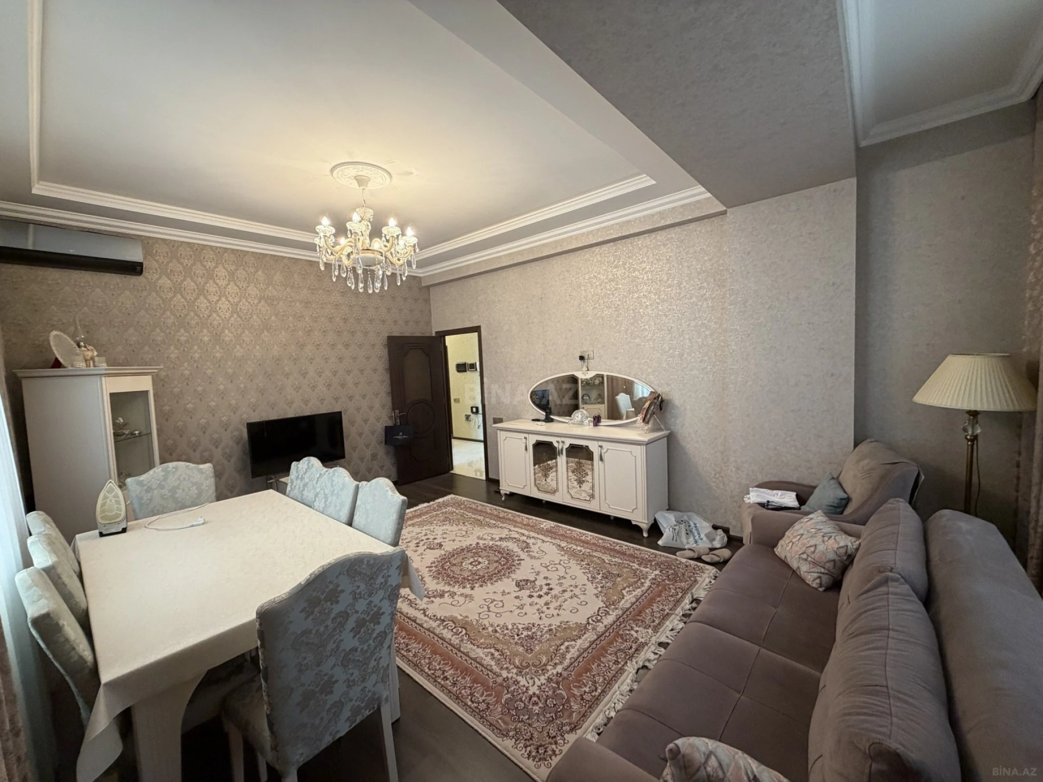 Kirayə verilir 2 otaqlı mənzil 80 m²