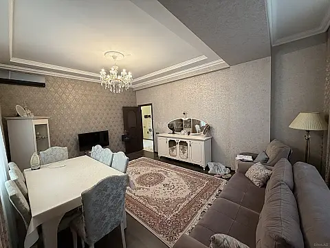 Kirayə verilir 2 otaqlı mənzil 80 m²
