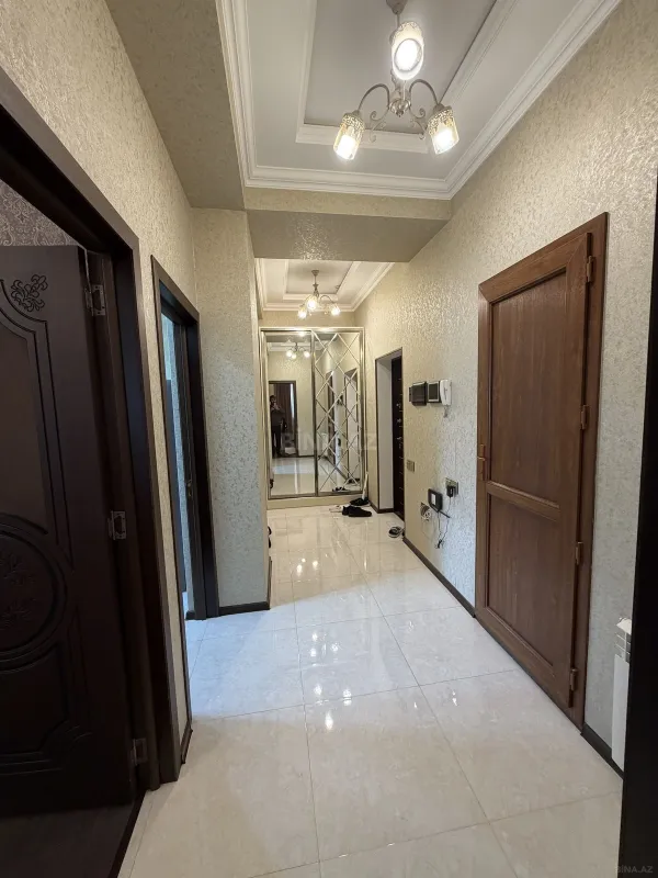Kirayə verilir 2 otaqlı mənzil 80 m²