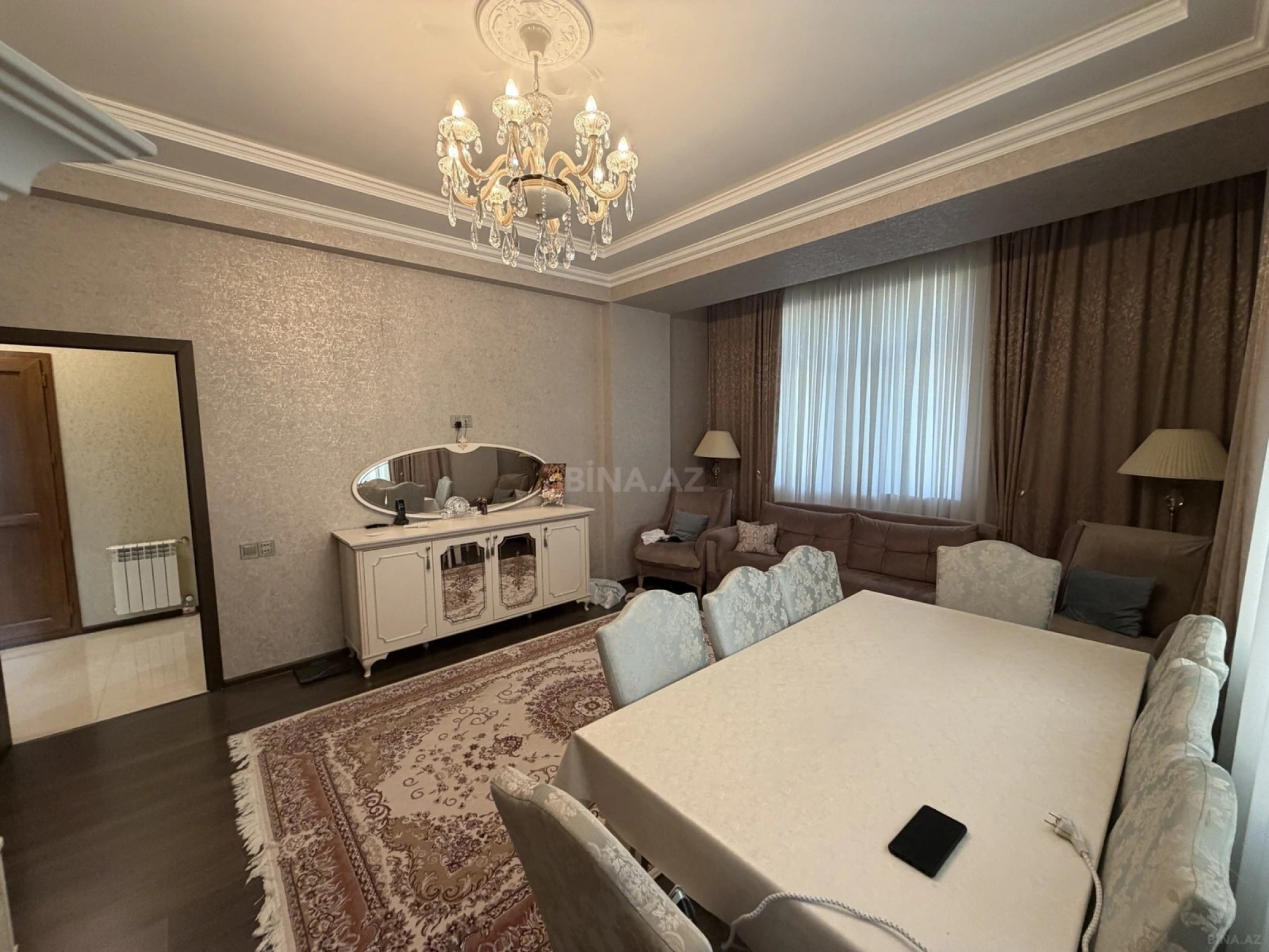 Kirayə verilir 2 otaqlı mənzil 80 m²