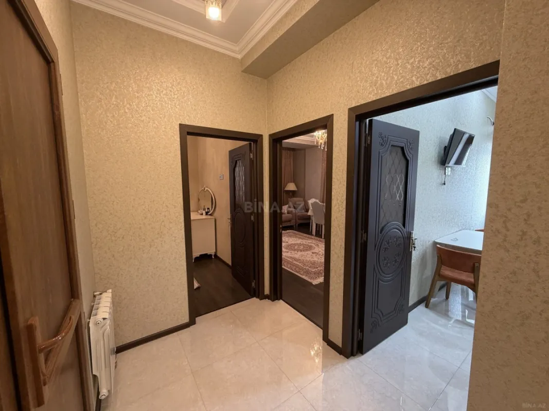Kirayə verilir 2 otaqlı mənzil 80 m²
