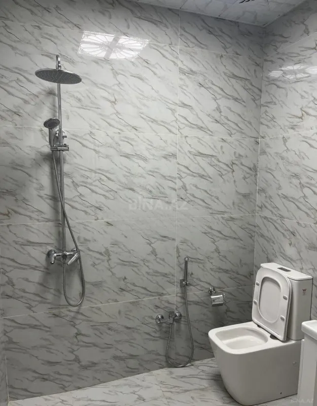 Kirayə verilir 4 otaqlı mənzil 157 m²