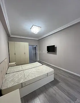 Kirayə verilir 4 otaqlı mənzil 157 m²