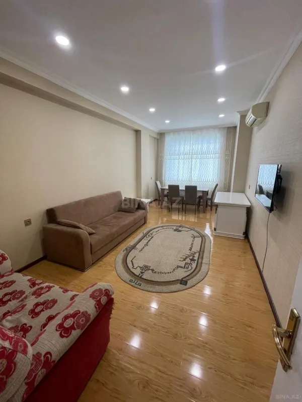 Kirayə verilir 2 otaqlı mənzil 97 m²