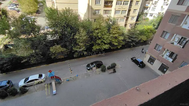 Satılır 3 otaqlı mənzil 82 m²