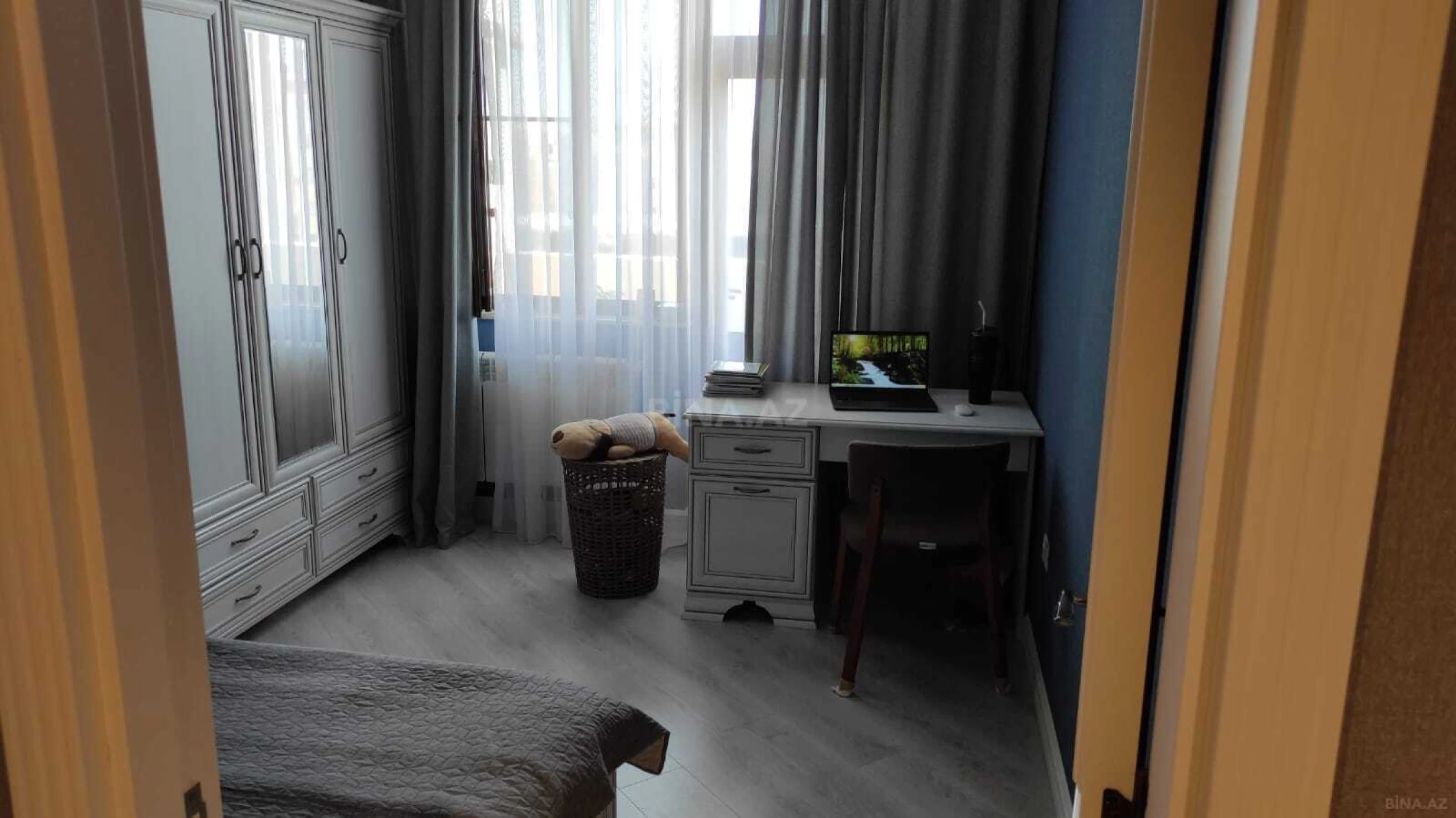 Satılır 3 otaqlı mənzil 82 m²