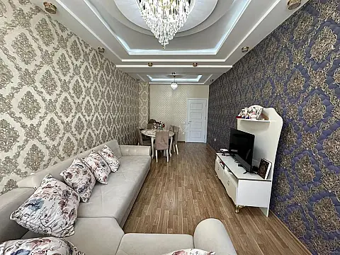 Satılır 3 otaqlı mənzil 120 m²