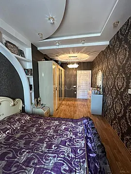Satılır 3 otaqlı mənzil 120 m²