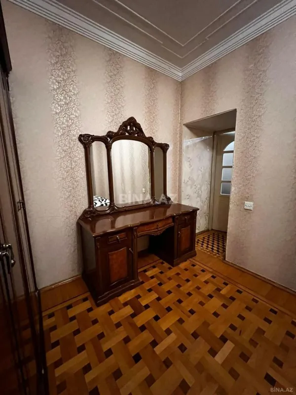 Satılır 3 otaqlı mənzil 90 m²