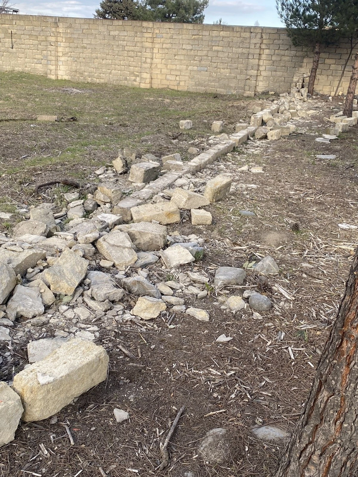 Satılır torpaq sahəsi 2.5 m²