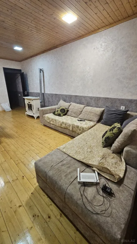Kirayə verilir 2 otaqlı həyət evi 60 m²