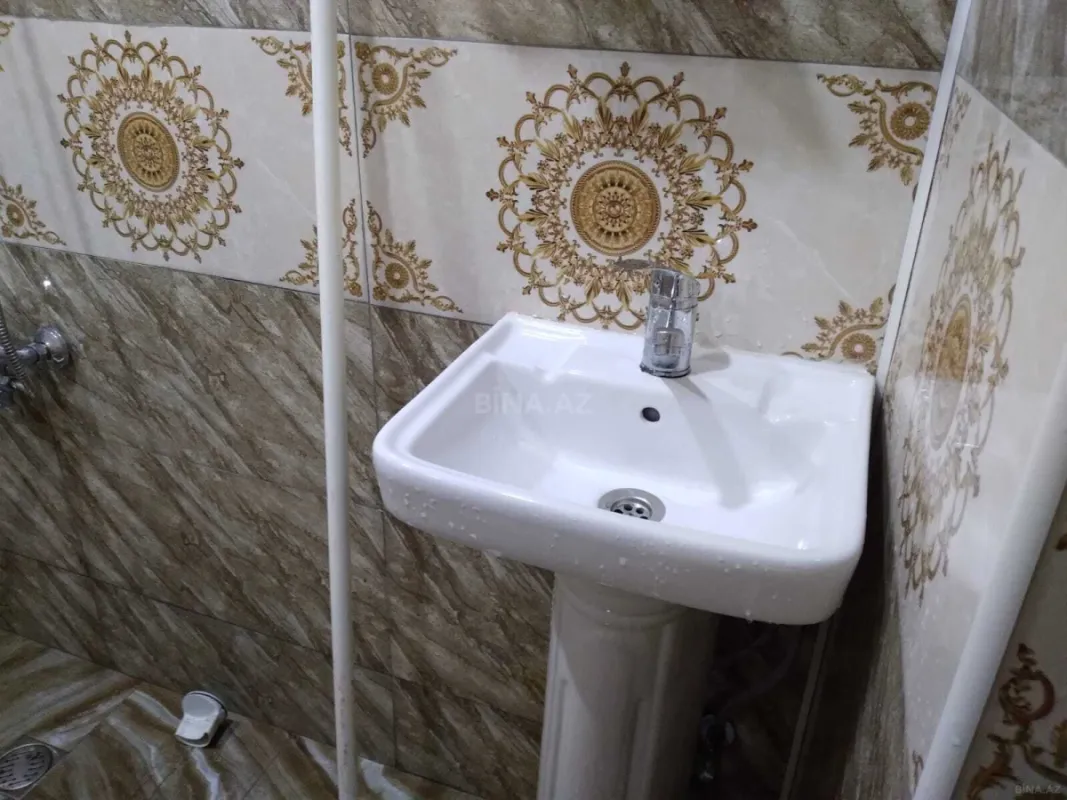 Kirayə verilir 2 otaqlı həyət evi 60 m²