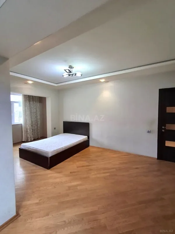 Satılır 1 otaqlı mənzil 45 m²